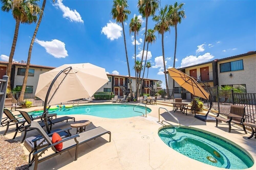230 Fully Furnished 1BR Suite Prime Location — 4-Star Luxury Hotel in Scottsdale, United States