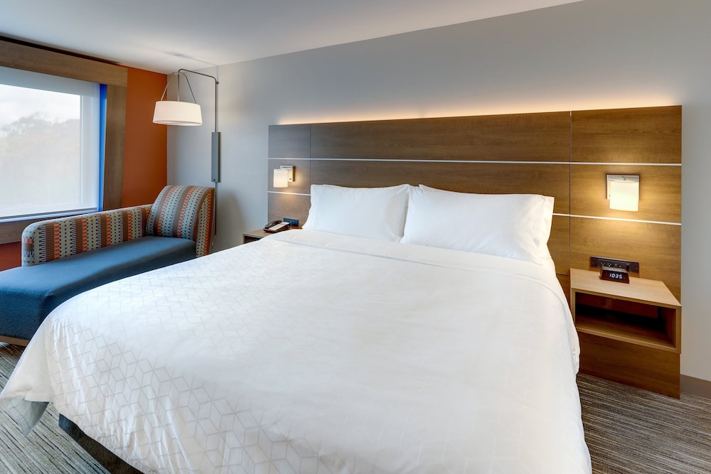 Holiday Inn Express & Suites Middletown Goshen by IHG - photo 23