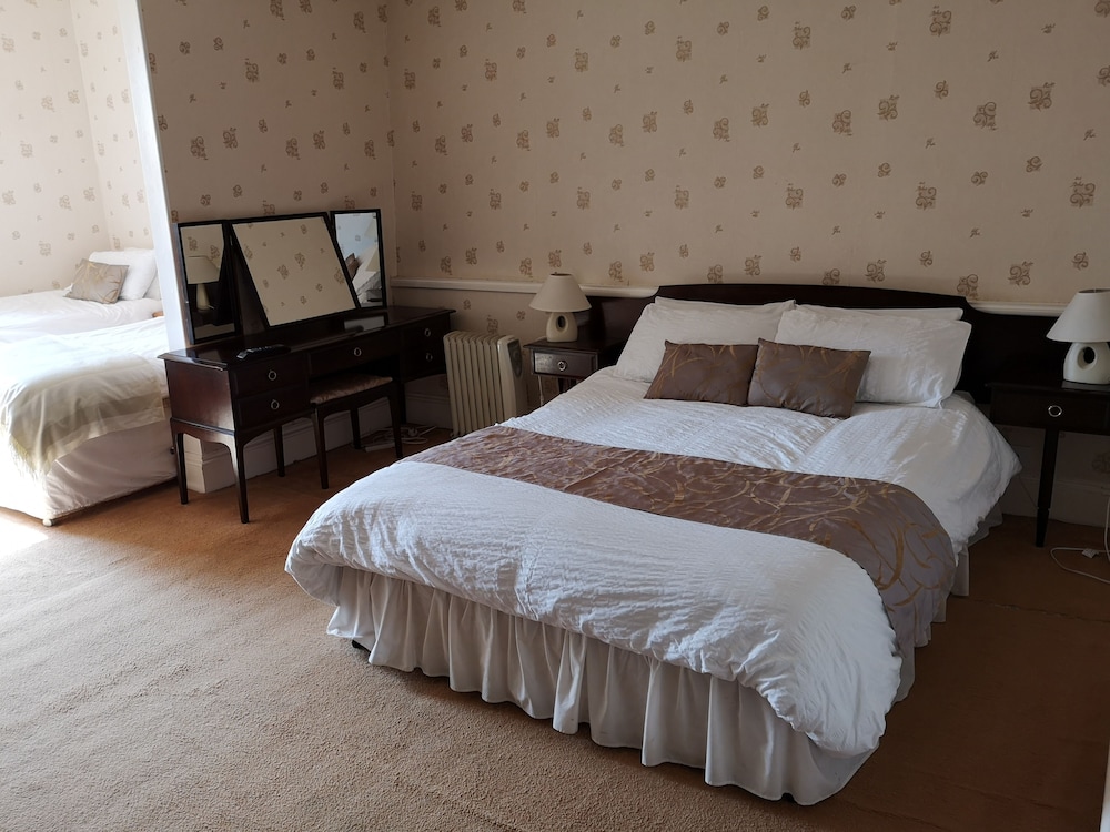 The Station Hotel - carbon neutral hotel in Elgin