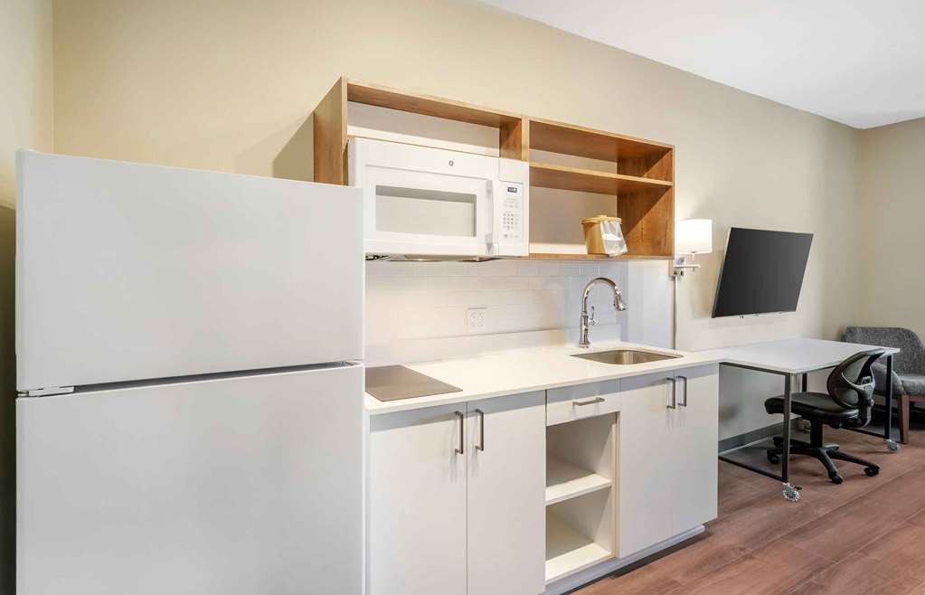 Extended Stay America Premier Suites Fort Myers Airport - photo 46