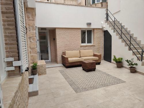Litseli — 4-Star Luxury Hotel in Athens, Greece