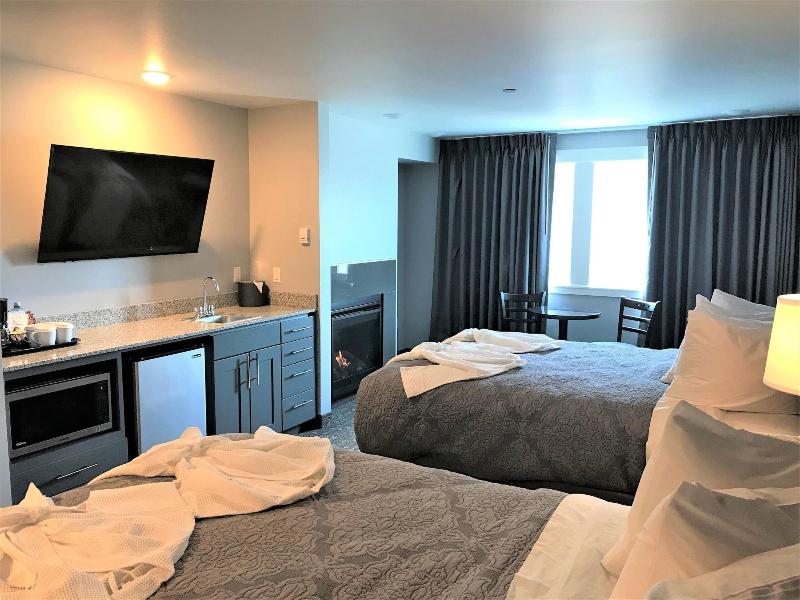 Starfish Manor Oceanfront Hotel - photo 27