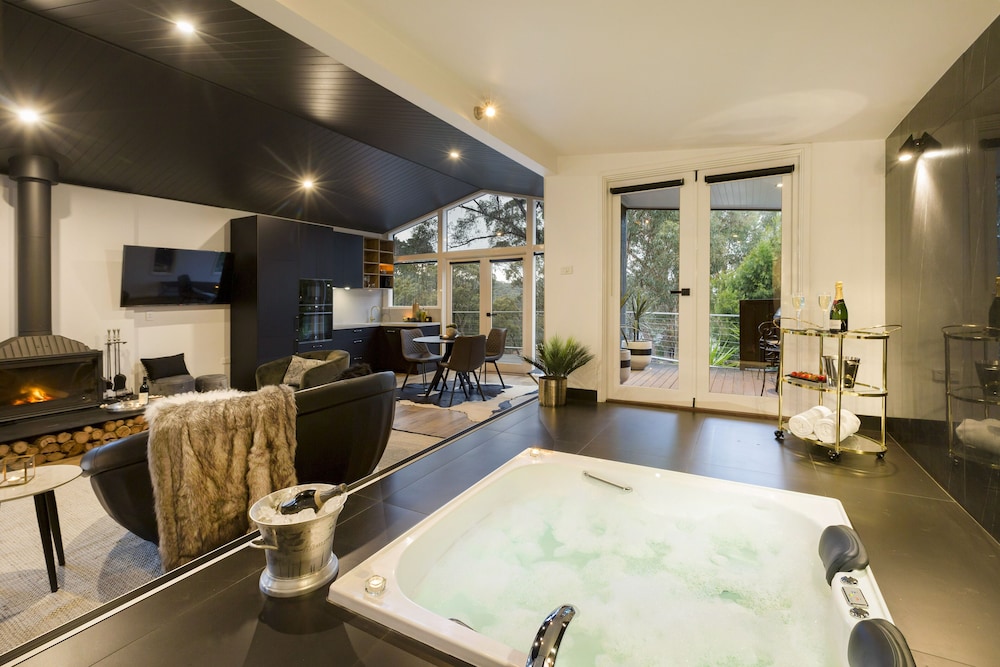 Kudos Villas and Retreats — 5-Star Luxury Hotel in Daylesford, Australia