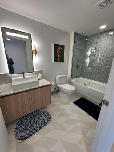 Glamorous Gale Miami Ocean View Balcony Resort & Spa - photo 57