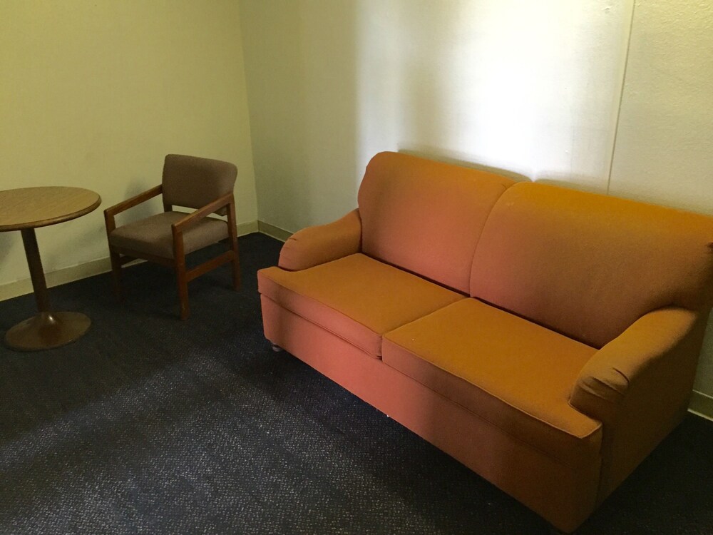 Economy Suites - photo 7