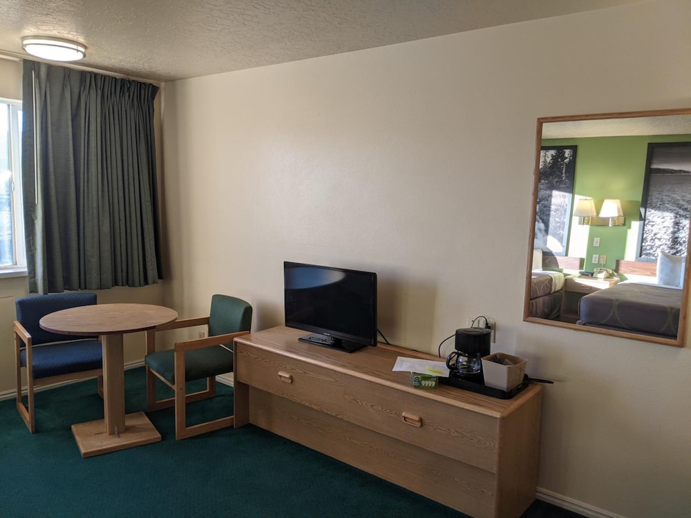 Horizon Hotel - photo 13