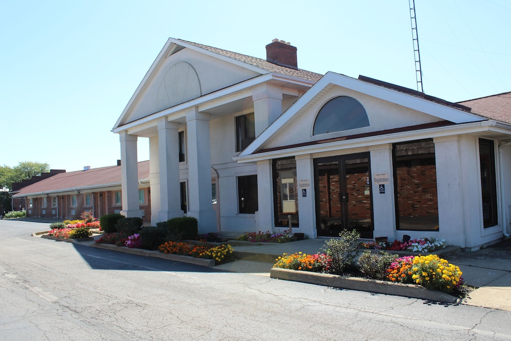Bellevue Hotel & Suites - photo 67