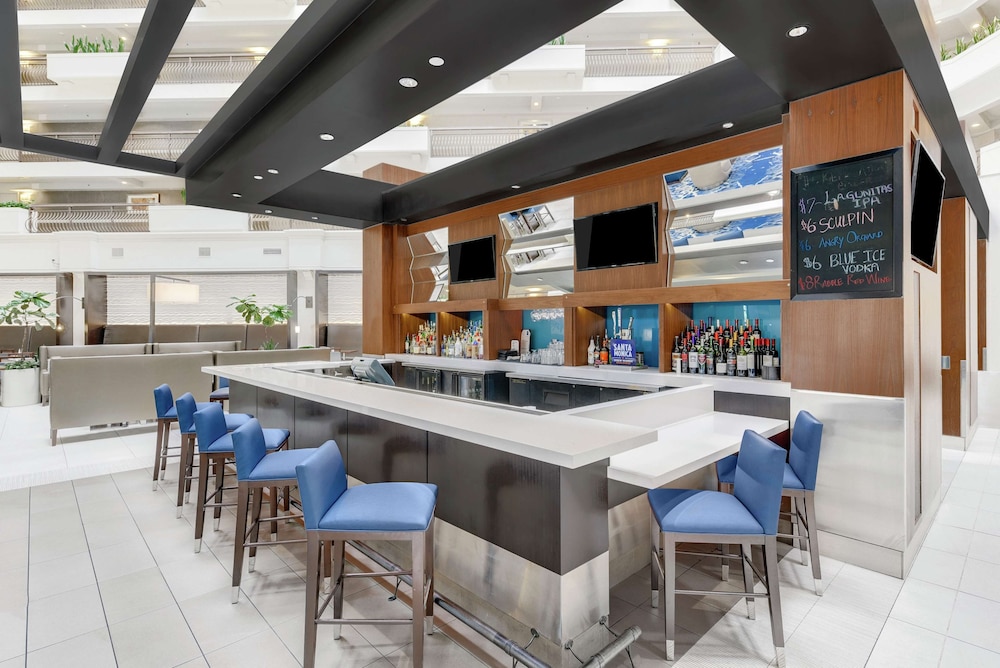 Embassy Suites by Hilton Anaheim Orange - photo 50