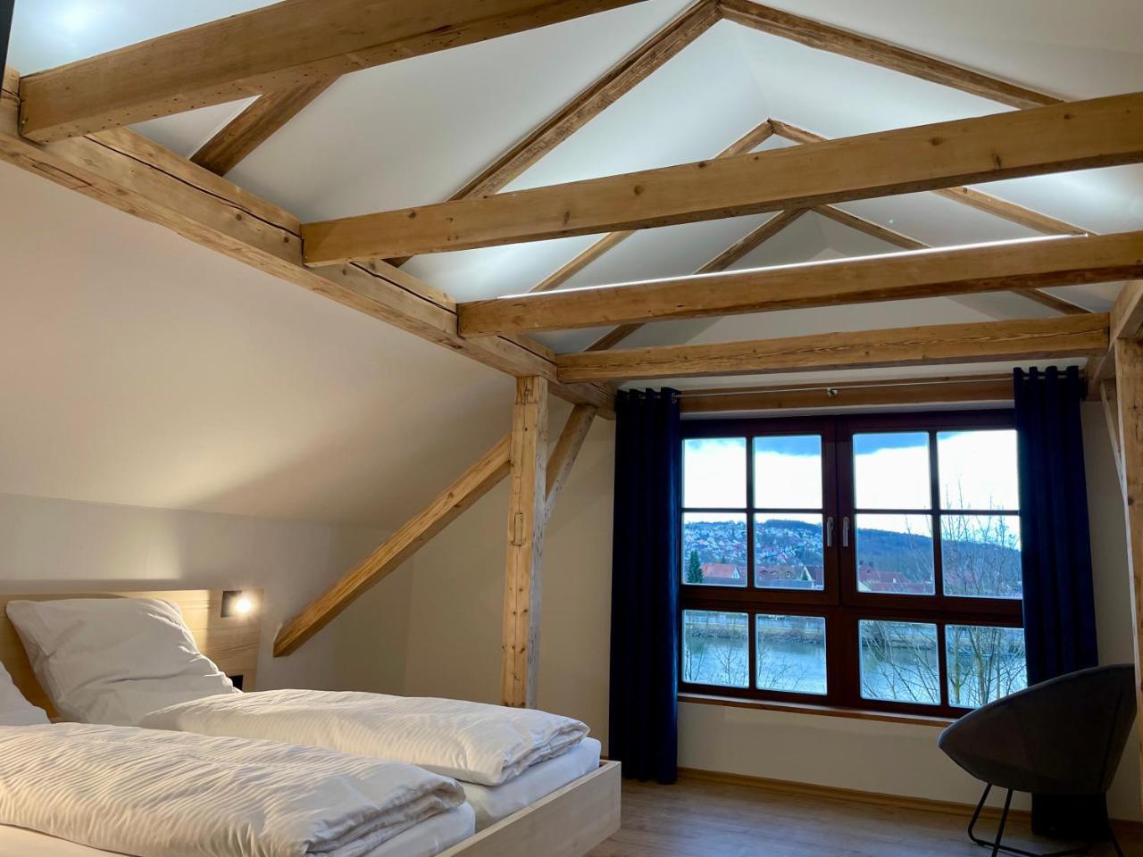 Chalet An Der Donau Direkt Bei Regensburg 5 Sterne Dtv — 4-Star Luxury Hotel in Pentling, Germany