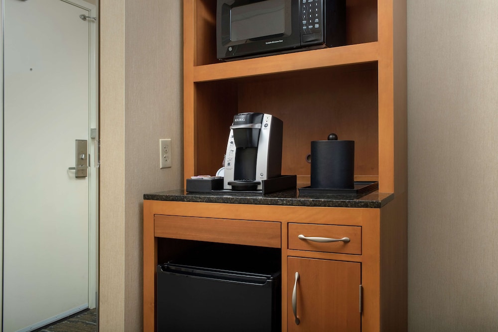 Hilton Garden Inn Yakima Downtown - photo 11