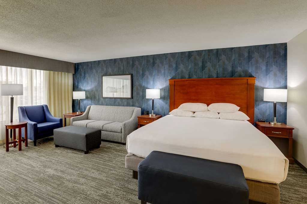 Drury Inn & Suites St. Louis St. Peters - photo 21