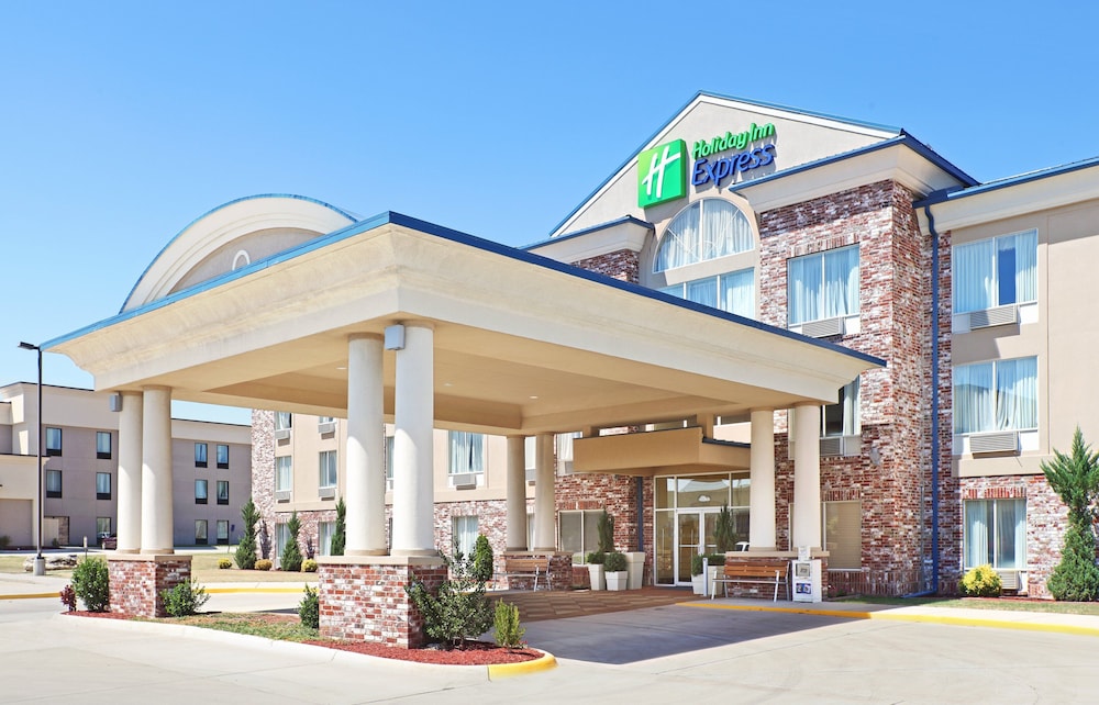 Holiday Inn Express Hotel & Suites Mountain Home an IHG Hotel - photo 2