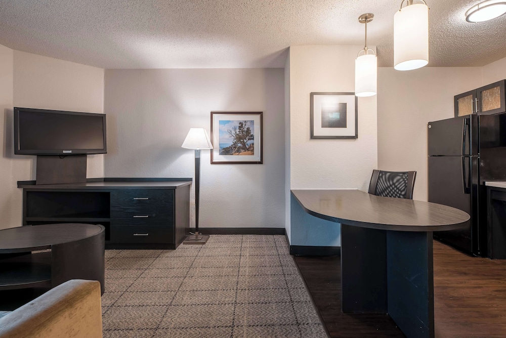 Sonesta Simply Suites Fort Worth - photo 11