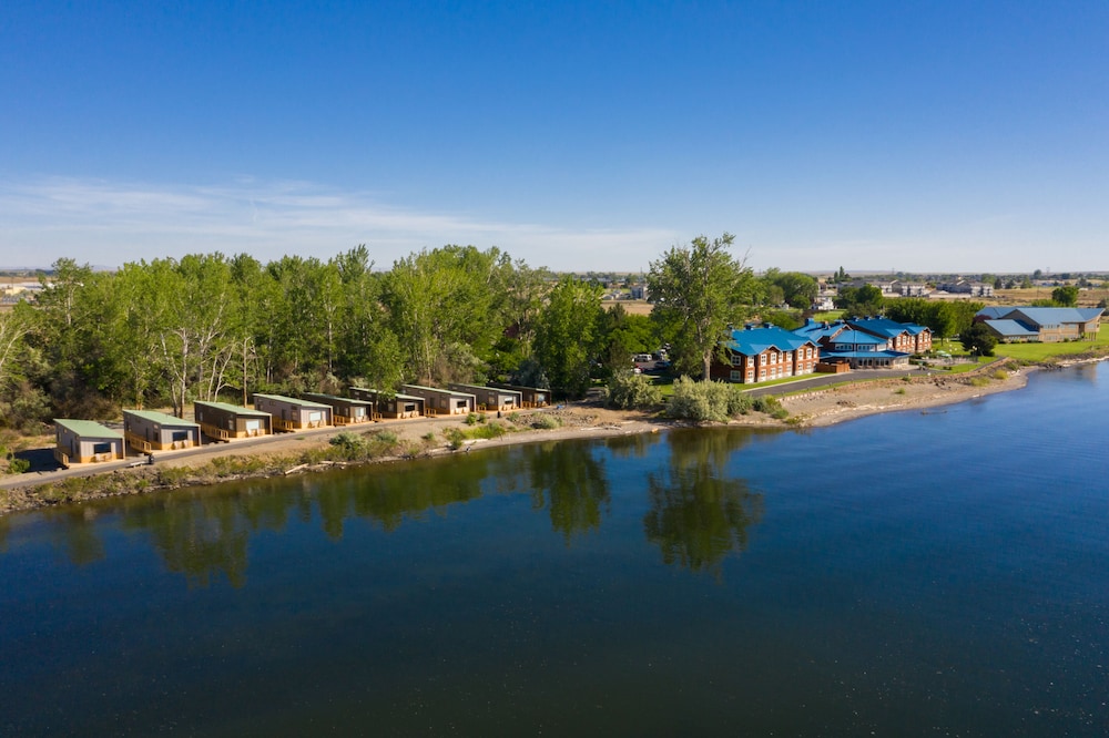 River Lodge And Grill - photo 64