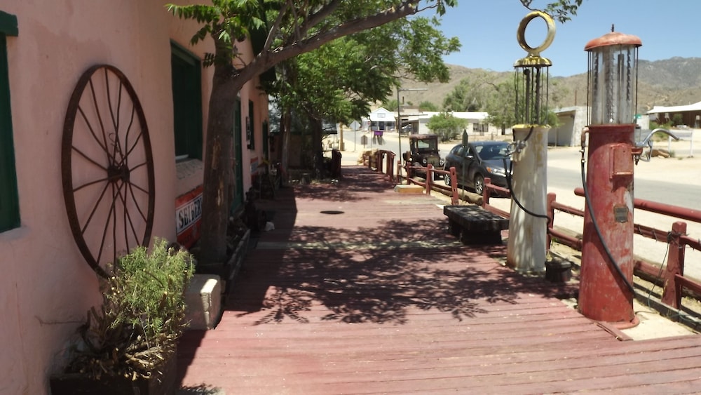 Shep's Miners Inn - photo 49