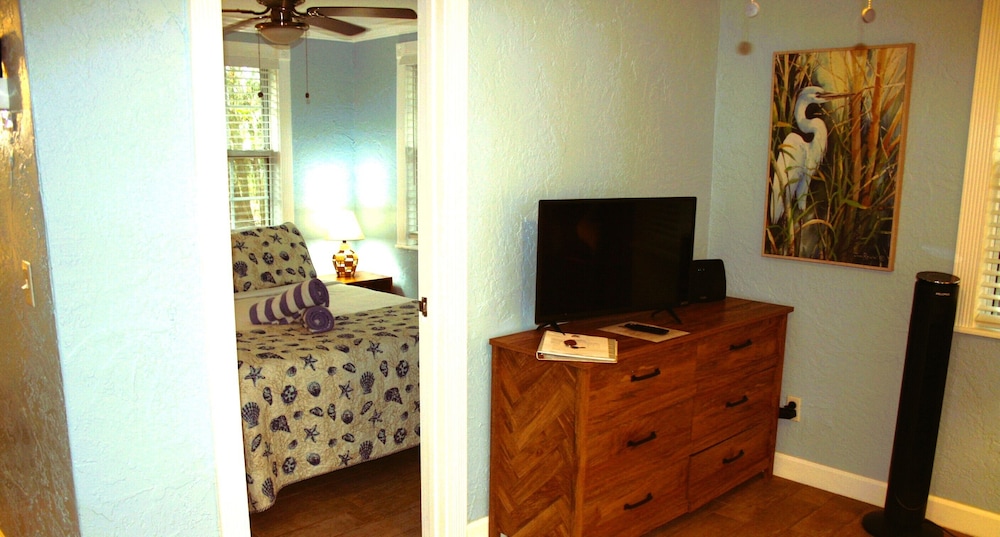 Pirate's Pointe Resort - photo 42