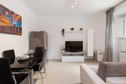 Appartamento Moderno nel Cuore di Roma — 4-Star Luxury Hotel in Rome, Italy
