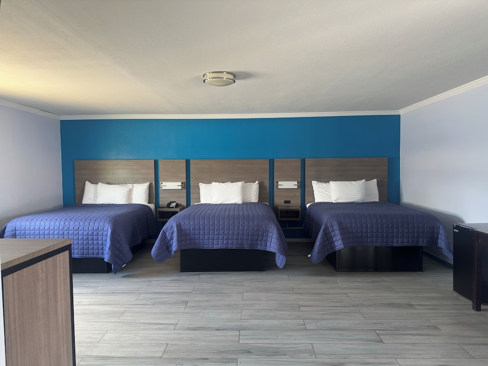 Carrizo Executive Inn - photo 6