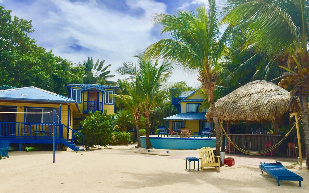 Maya Breeze Inn in Placencia, Belize