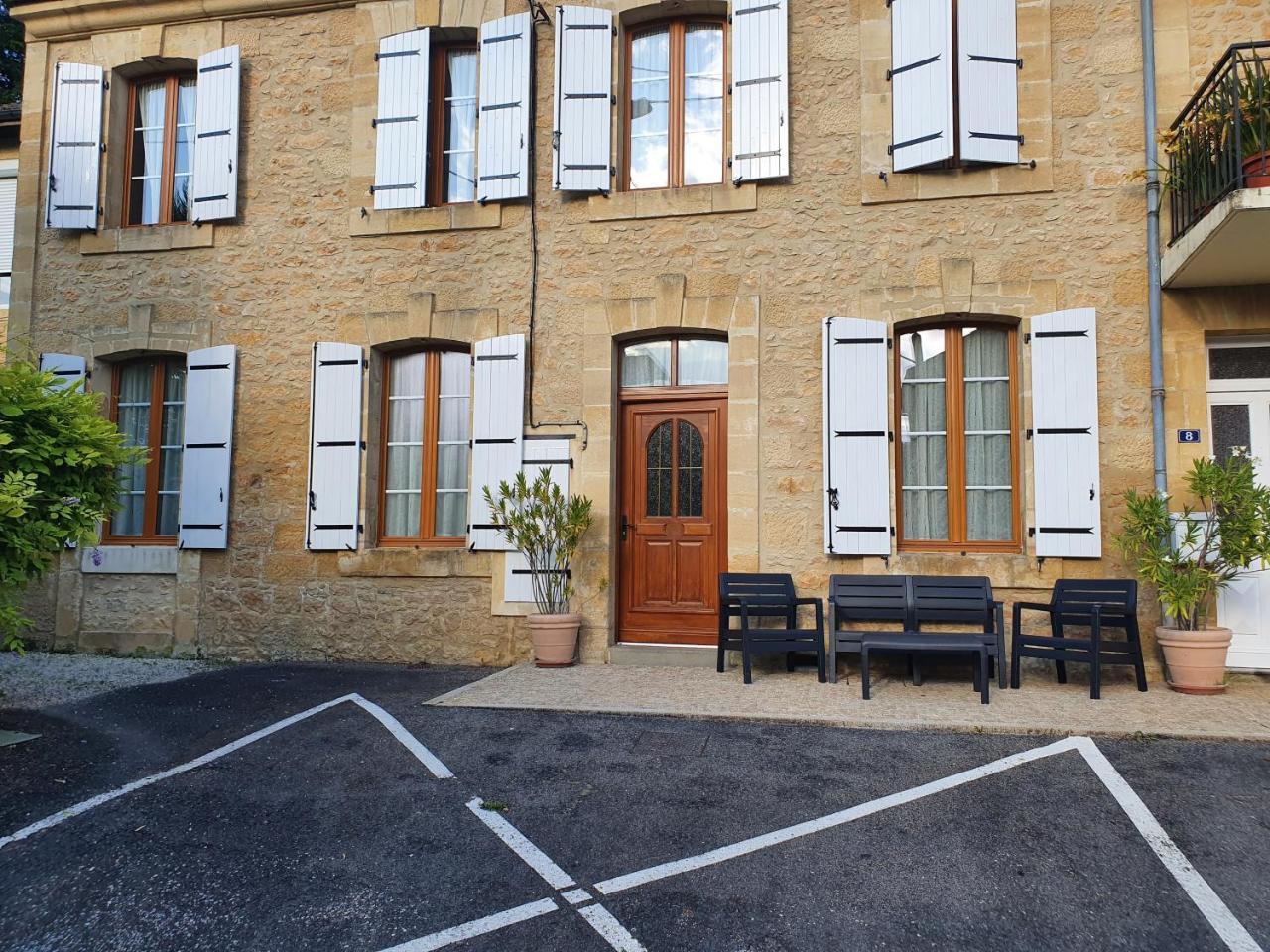 Gloria Location in Sarlat-La-Caneda, France