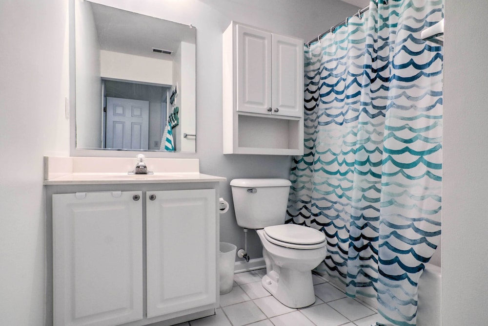 Ocean View Resort Condo w Pool Access & Bay Views - photo 18