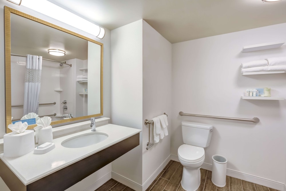 Hampton Inn Boston Norwood - photo 34