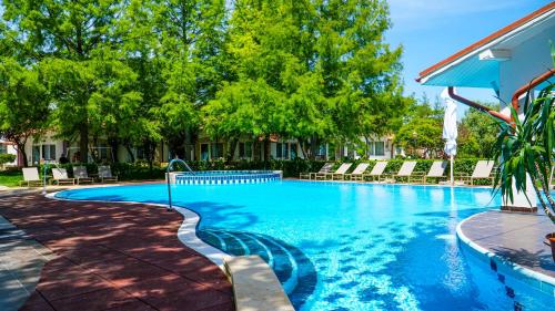 Steaua Apelor Family Resort — hotel in Nufaru