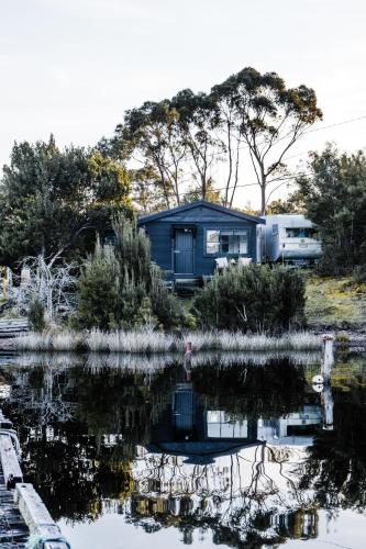 Bushy Summers A Nurturing Bayside Shack - last minute hotel in Unknown City