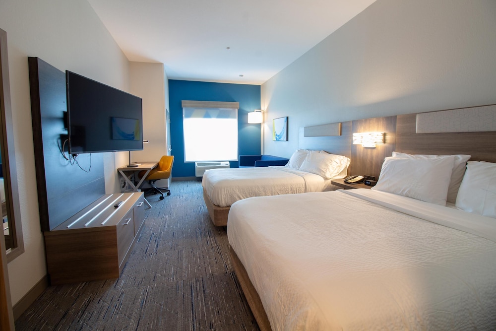 Holiday Inn Express Leland Wilmington Area by IHG - photo 6
