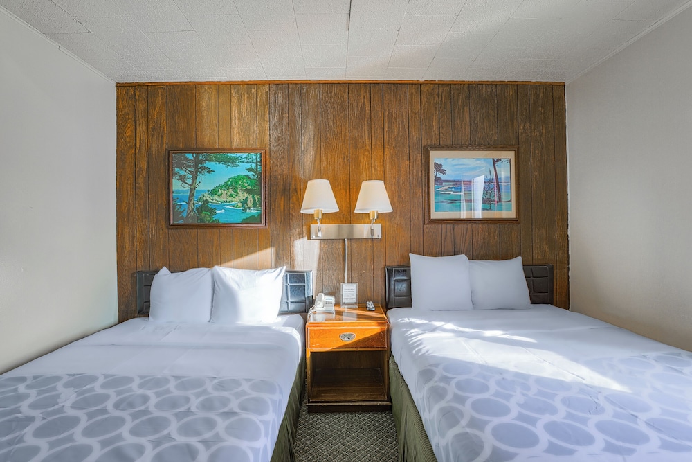 Love Hotels Silver Street by OYO at Hurley WI - photo 12