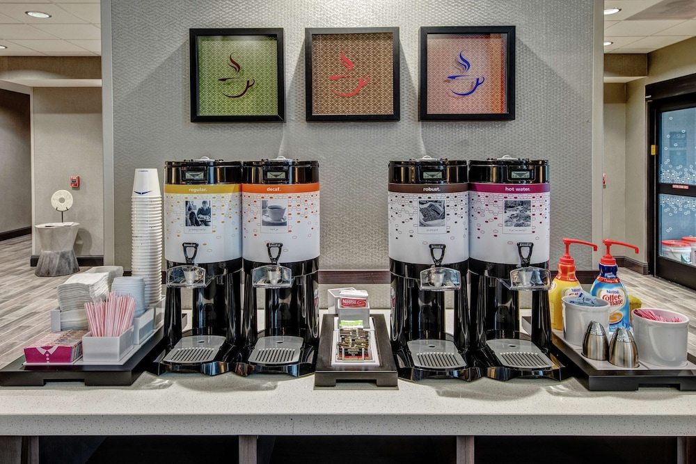Hampton Inn & Suites Nashville Goodlettsville - photo 38