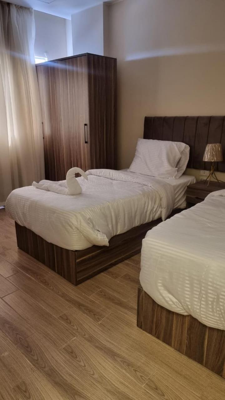 New Night pyramids Hotel - last minute hotel in Cairo