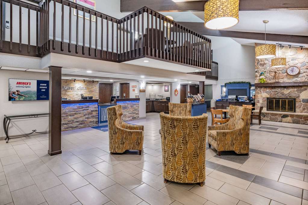 AmericInn by Wyndham Plover Stevens Point - photo 7