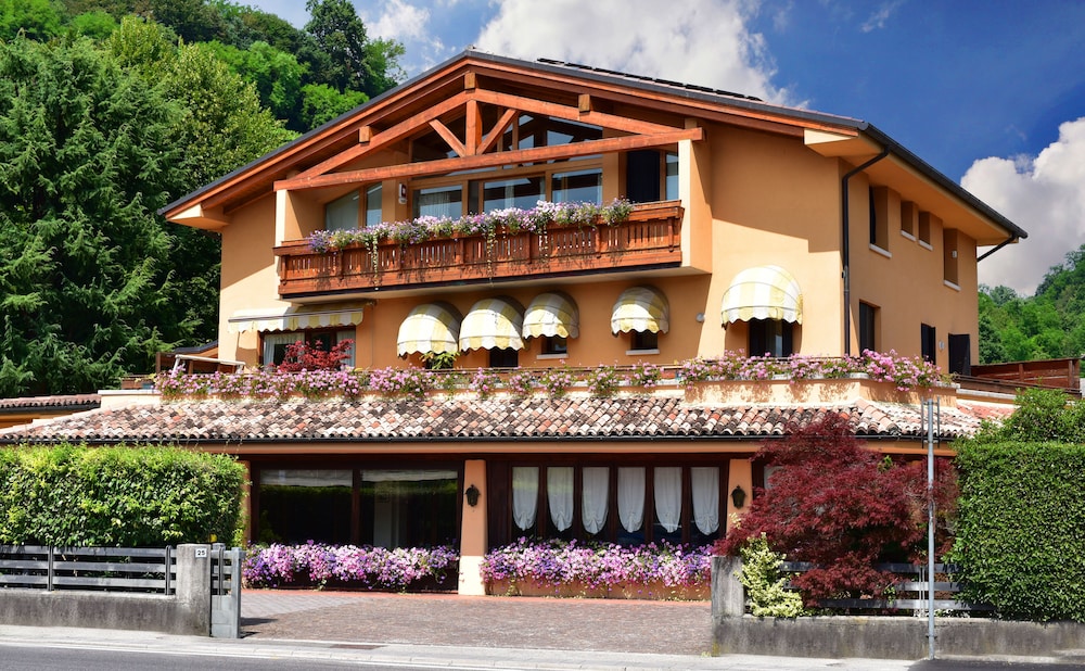 Albergo Da Gildo pet-friendly hotel Follina