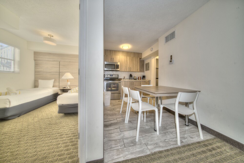 Club Lux Resort By the Beach - photo 29