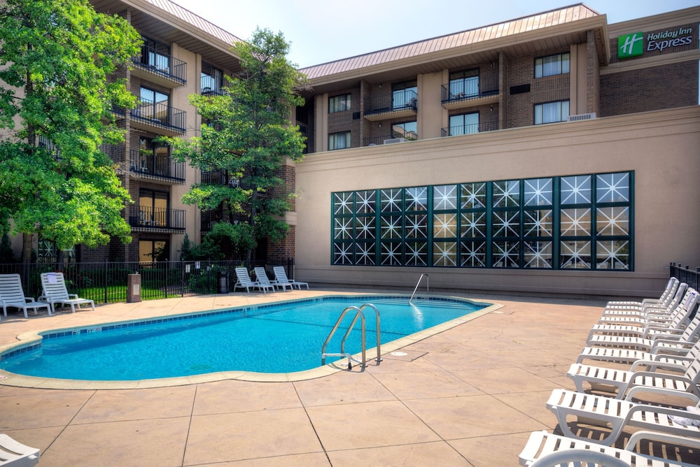 Holiday Inn Express Rolling Meadows Schaumburg Area by IHG - photo 15
