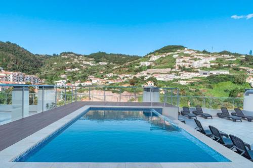 Refúgio na Quinta Girassol — 4-Star Luxury Hotel in Canico, Portugal