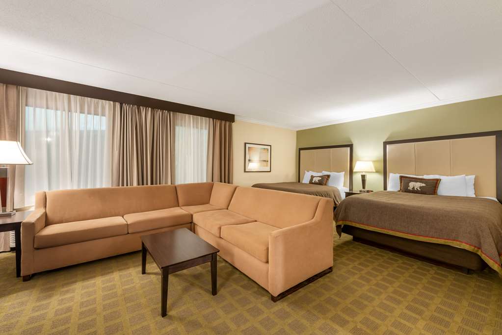Best Western Plus White Bear Country Inn - photo 28
