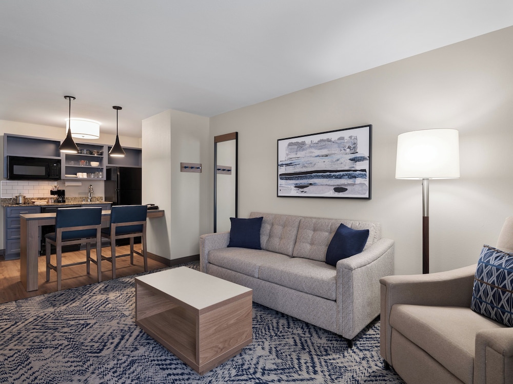 Candlewood Suites Radcliff Fort Knox by IHG - photo 18