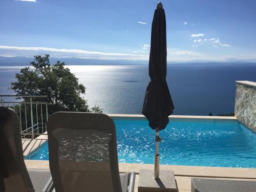 Moderne Familienwohnung mit Panorama Meerblick — 4-Star Luxury Hotel in Lovran, Croatia