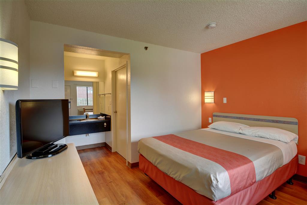 Motel 6 Wethersfield CT Hartford - photo 11