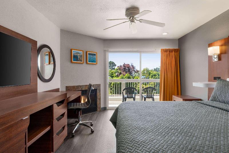 Travelodge by Wyndham Depoe Bay - photo 60