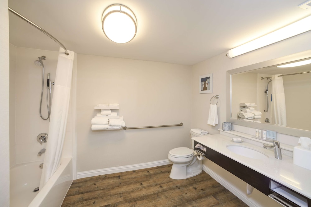 Hampton Inn Cincinnati Eastgate - photo 12