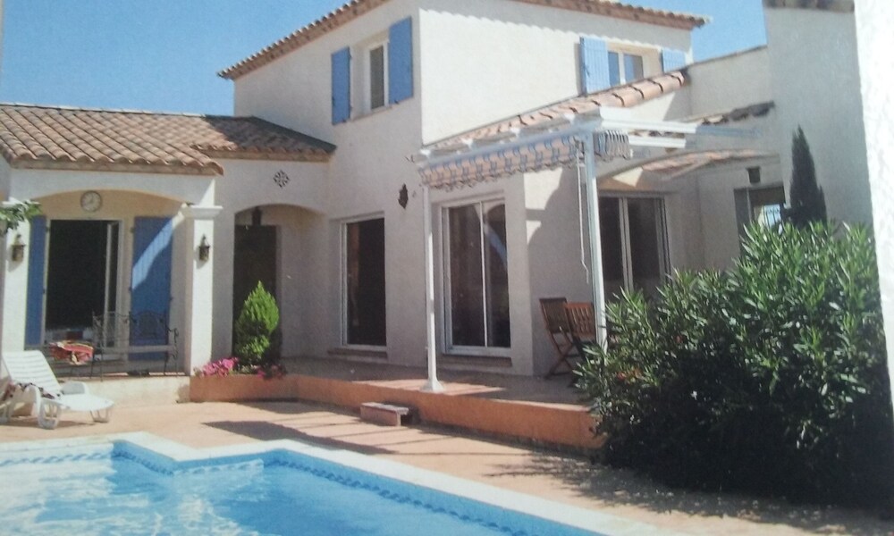 Lauriers Roses - last minute hotel in Puisserguier