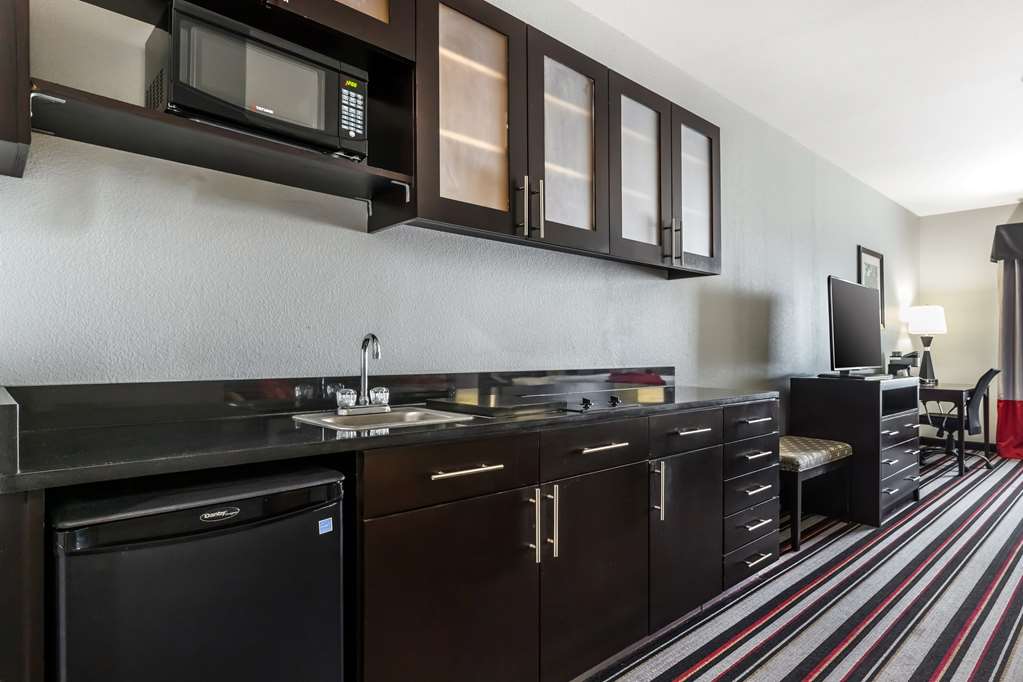 Best Western Plus Coweta's 1st Hotel - photo 21