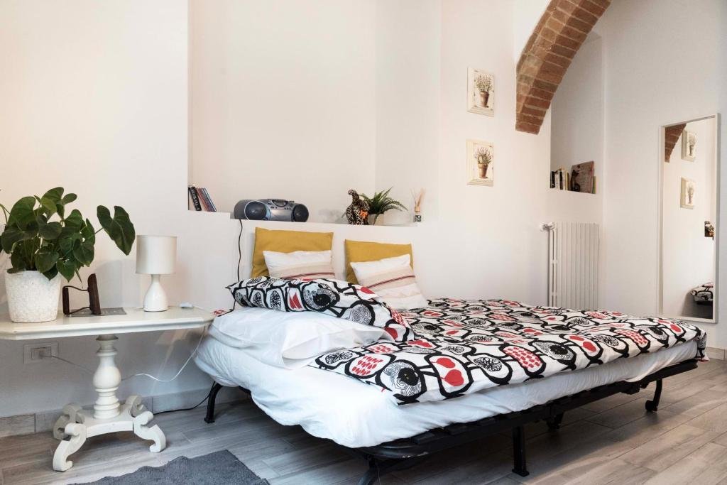 Tosca's House — 4-Star Luxury Hotel in Palaia, Italy