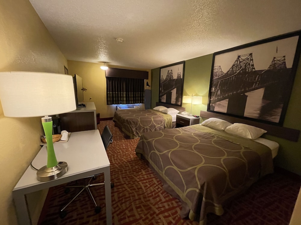 Super 8 by Wyndham Van Buren Ft. Smith Area - photo 15