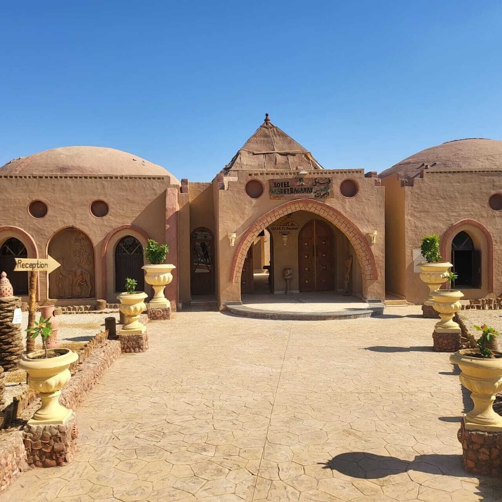 Qasr El Bagawat Hotel — hotel in Al Kharijah