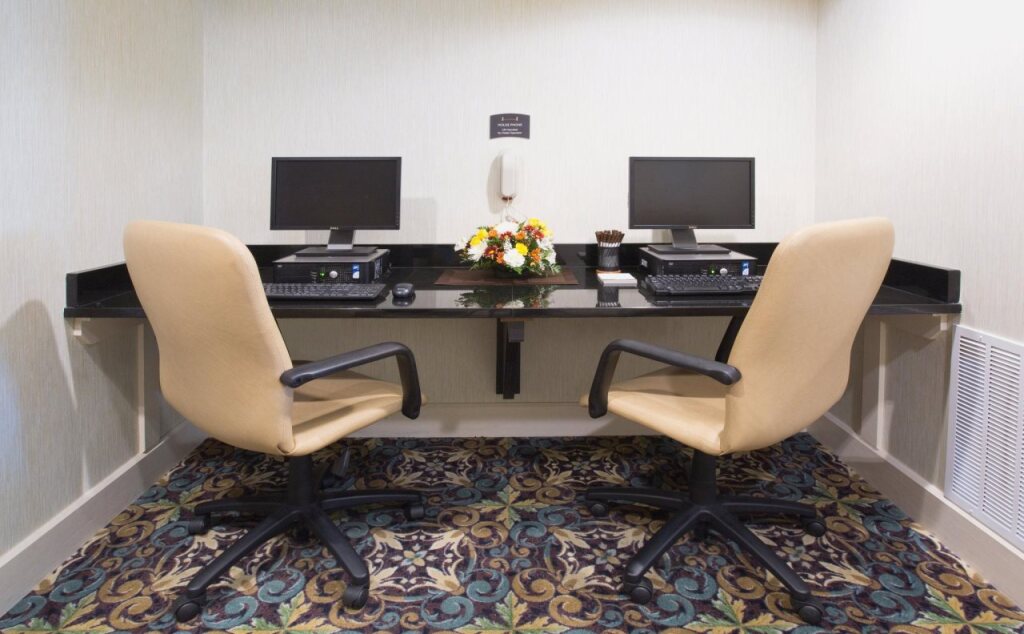 Staybridge Suites Lincoln I 80 - photo 7