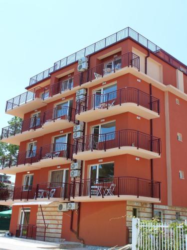 Hotel Sapphire - last minute hotel in Primorsko